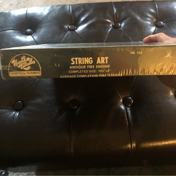 Vintage Never Open Hazels Kaboodles String Art Kit “Antique Fire Engine “ - Picture 5 of 7